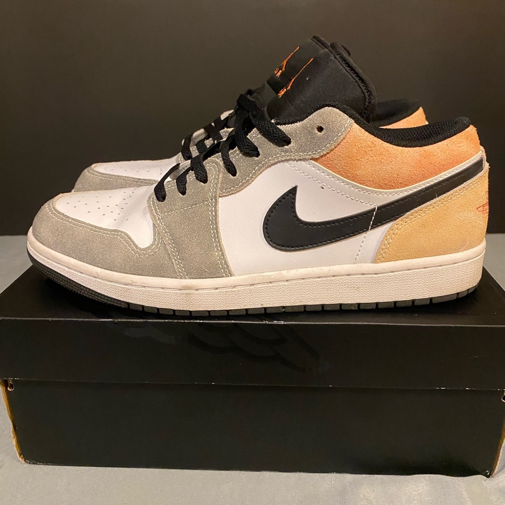 Nike Athletic Shoes - Gray, White, and Orange